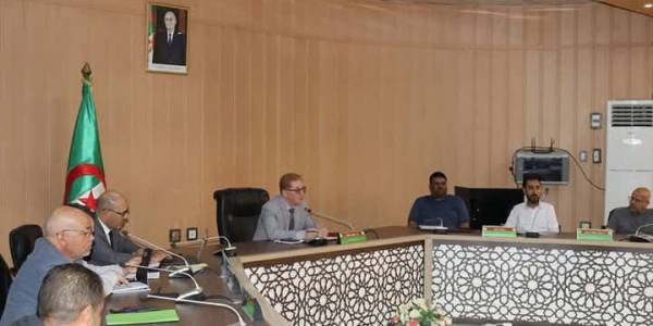 Réunion du Conseil Élargi de l'Université de Biskra : Bilan des Réalisations  et Planification Stratégique pour un Avenir Prometteur