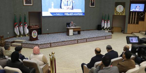 اجتماع مجلس الجامعة الموسع فيفري 2026